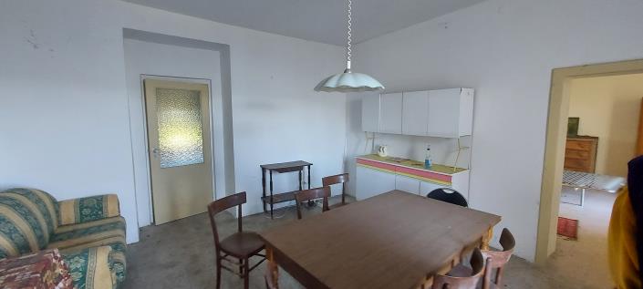 Image No.11-2 Bed Country Property for sale