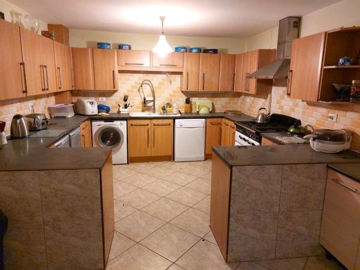 Image No.3-5 Bed Country Property for sale