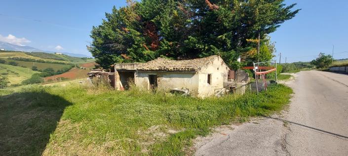 Image No.38-4 Bed Country House for sale