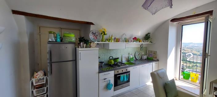 Image No.15-2 Bed Townhouse for sale