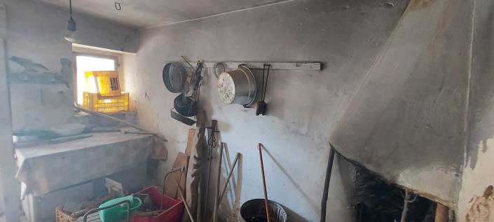 Image No.6-2 Bed House for sale