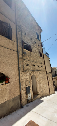 Image No.18-1 Bed Townhouse for sale