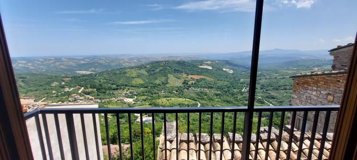 Image No.8-2 Bed Townhouse for sale