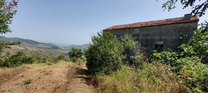 Image No.2-2 Bed Country Property for sale