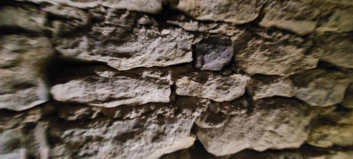 Image No.28-2 Bed Country Property for sale