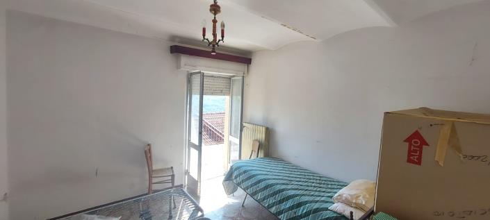 Image No.30-3 Bed Country Property for sale