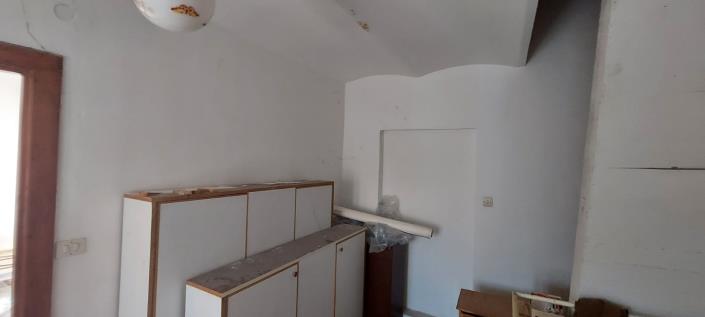 Image No.28-3 Bed Country Property for sale