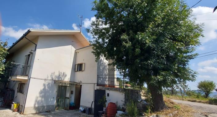 Image No.2-2 Bed Village House for sale