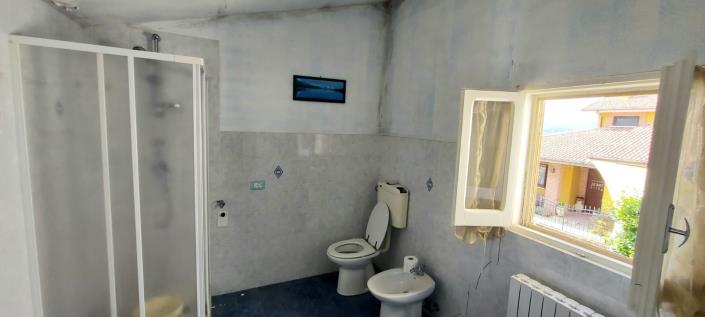 Image No.29-2 Bed Village House for sale