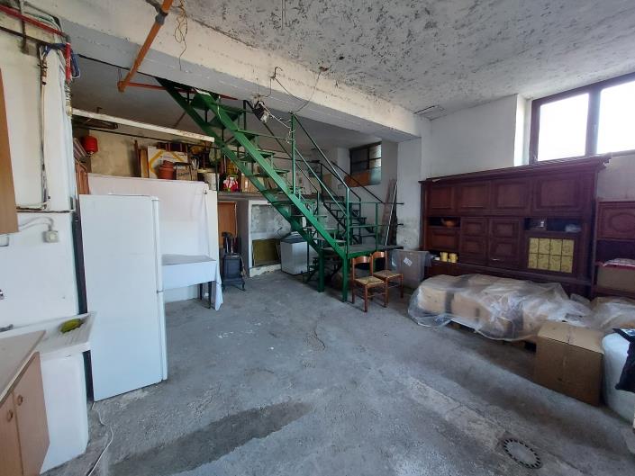 Image No.43-2 Bed Semi-Detached for sale