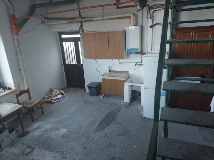 Image No.42-2 Bed Semi-Detached for sale