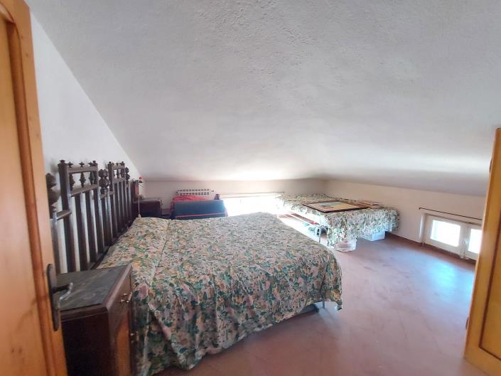 Image No.53-6 Bed Villa / Detached for sale