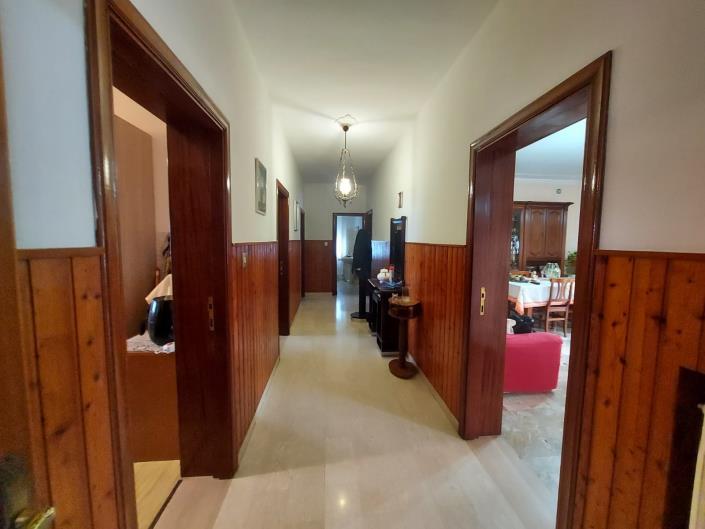 Image No.6-4 Bed Country House for sale