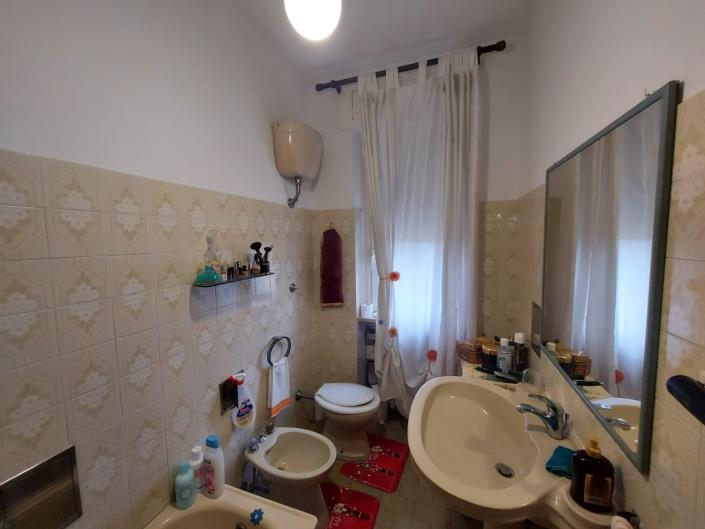 Image No.17-4 Bed Country House for sale