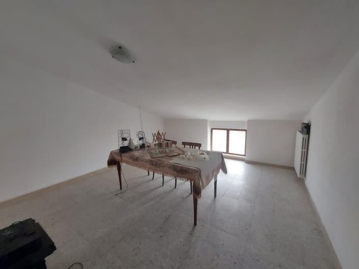 Image No.29-4 Bed Country House for sale