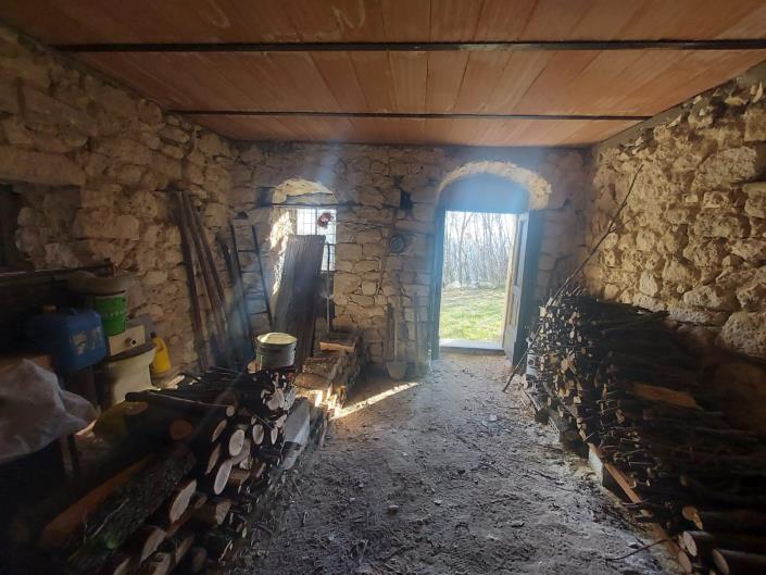 Image No.24-1 Bed Farmhouse for sale