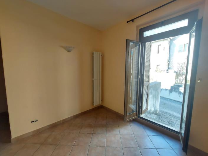 Image No.15-3 Bed Semi-Detached for sale