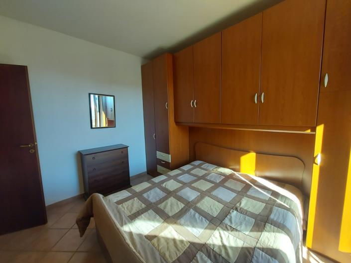 Image No.24-3 Bed Semi-Detached for sale