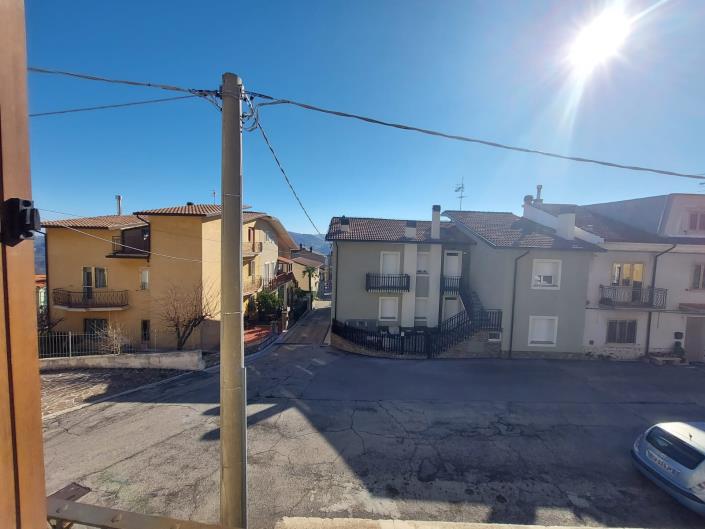 Image No.36-3 Bed Semi-Detached for sale