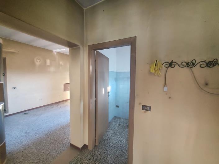 Image No.12-1 Bed Country House for sale