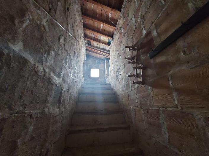 Image No.34-2 Bed Townhouse for sale