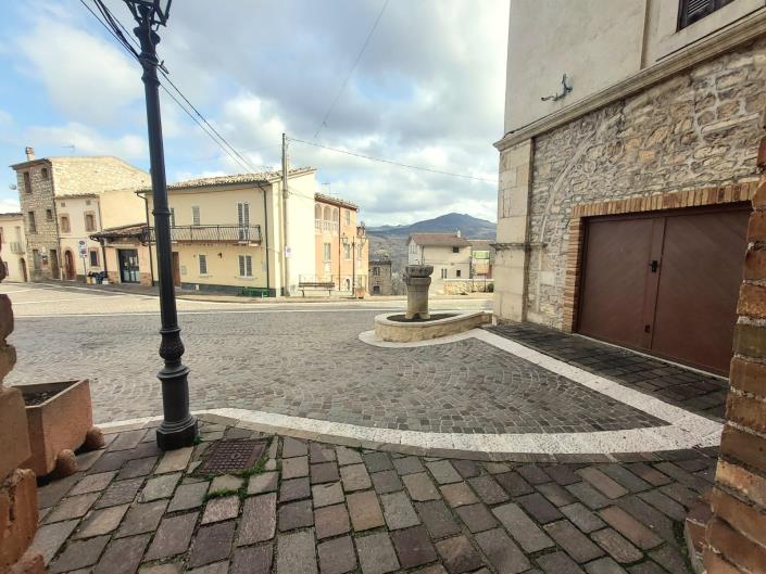 Image No.45-2 Bed Townhouse for sale