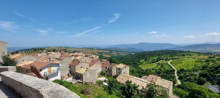 Image No.5-2 Bed Townhouse for sale