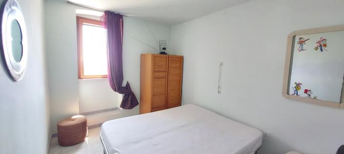 Image No.14-2 Bed Townhouse for sale