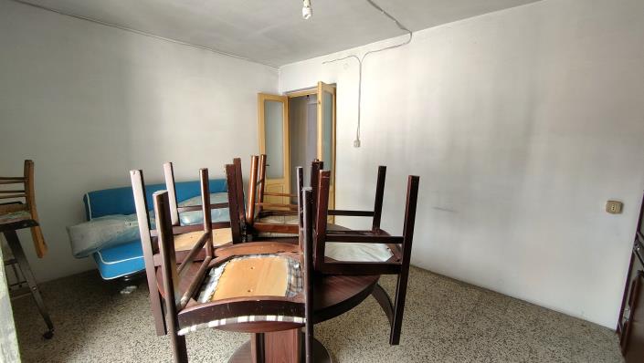 Image No.11-1 Bed Townhouse for sale