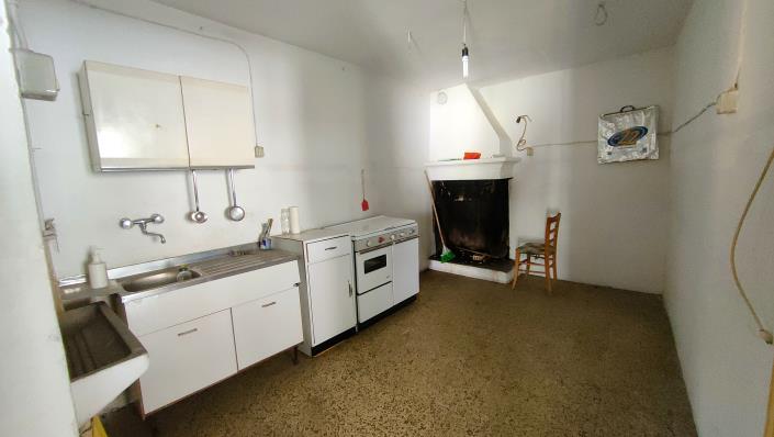 Image No.14-1 Bed Townhouse for sale