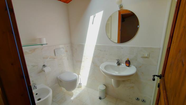 Image No.39-5 Bed Villa for sale