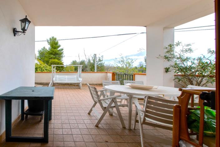 Image No.6-4 Bed Villa / Detached for sale