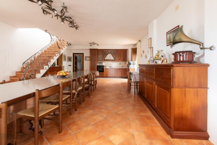 Image No.14-4 Bed Villa / Detached for sale