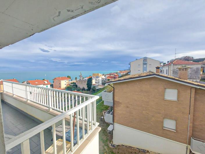 Image No.31-2 Bed Apartment for sale