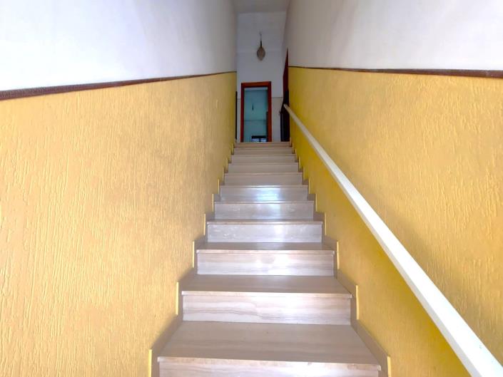 Image No.13-2 Bed Villa / Detached for sale