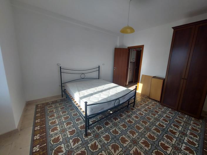 Image No.20-2 Bed Apartment for sale