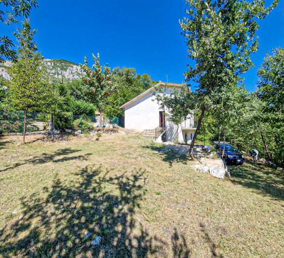 Image No.27-1 Bed Villa / Detached for sale