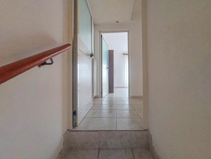 Image No.14-1 Bed Townhouse for sale