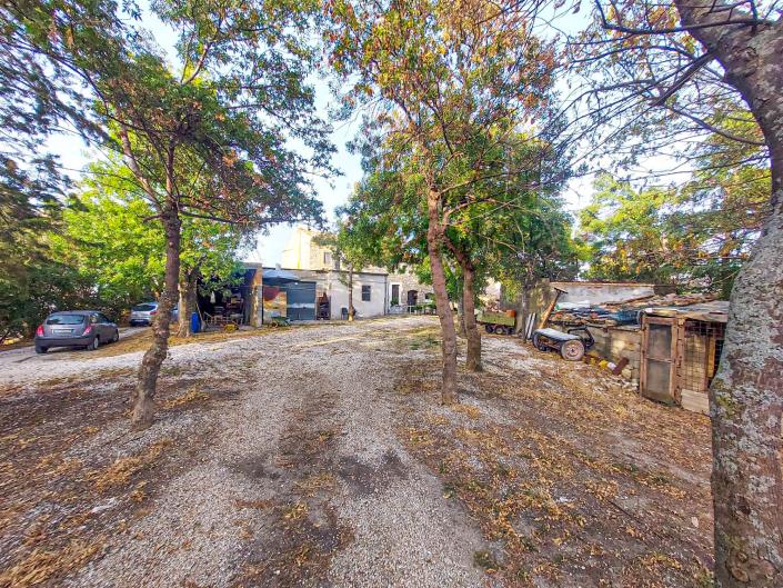 Image No.6-2 Bed Semi-Detached for sale