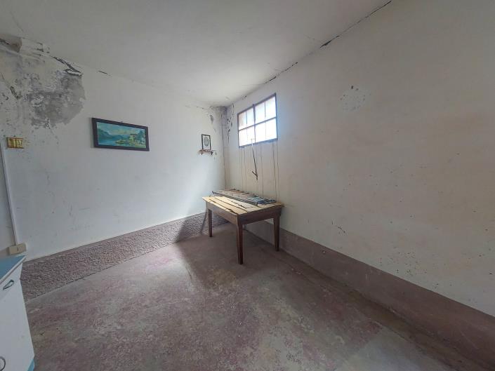 Image No.24-2 Bed Townhouse for sale