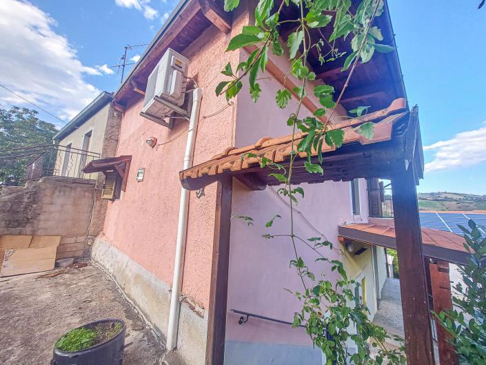 Image No.6-2 Bed Semi-Detached for sale