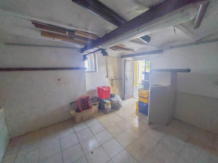 Image No.12-2 Bed Semi-Detached for sale