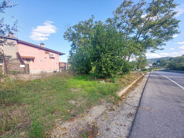 Image No.50-2 Bed Semi-Detached for sale