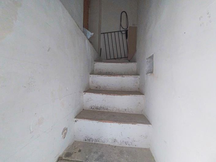 Image No.21-2 Bed Townhouse for sale