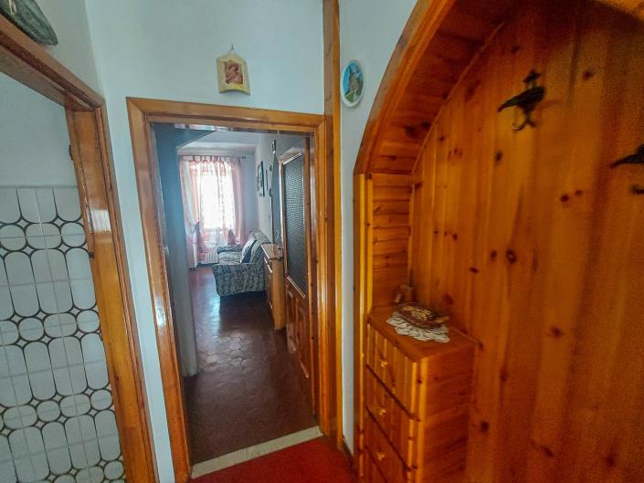 Image No.11-2 Bed Townhouse for sale