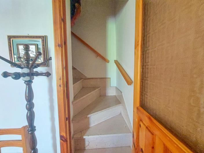 Image No.18-2 Bed Townhouse for sale