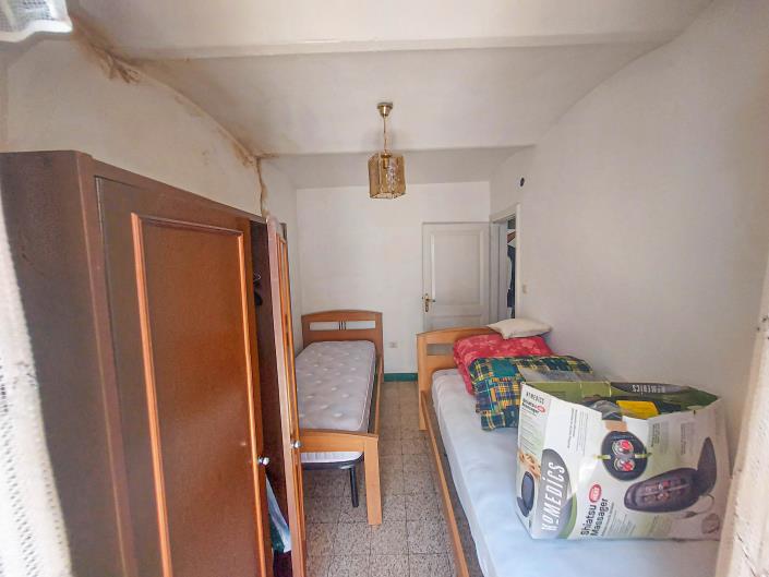 Image No.28-2 Bed Townhouse for sale