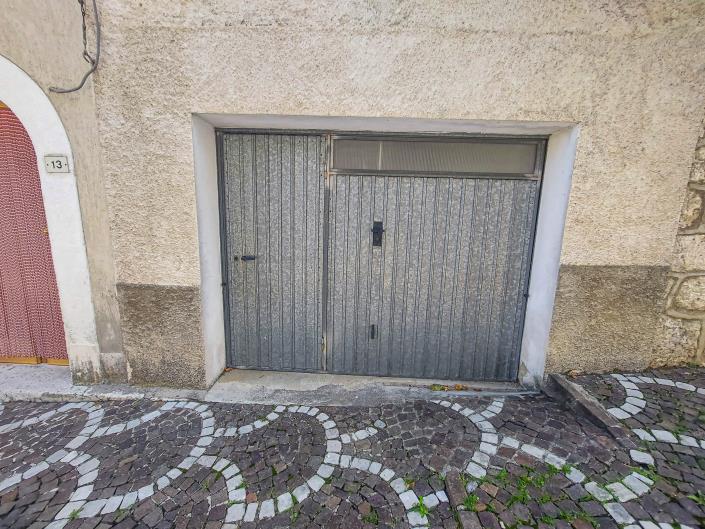 Image No.33-2 Bed Townhouse for sale