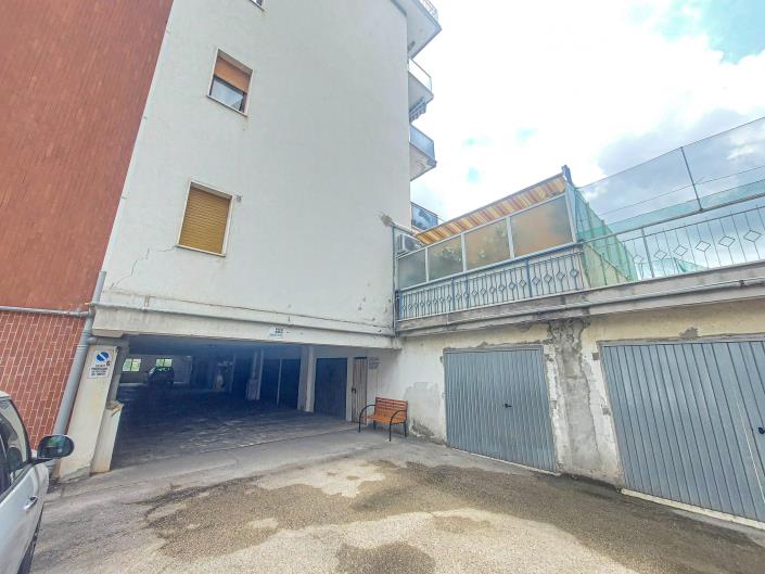 Image No.57-3 Bed Apartment for sale