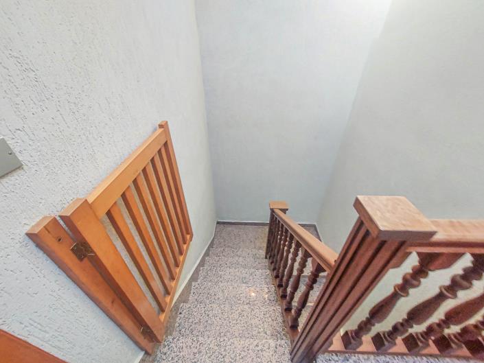 Image No.44-4 Bed Townhouse for sale